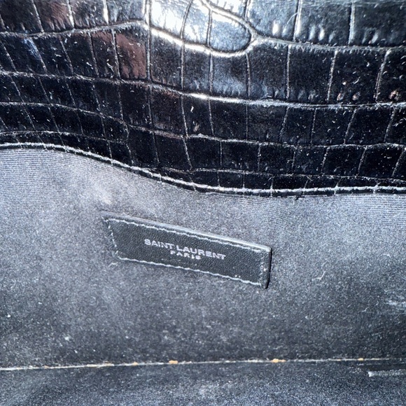 Yves Saint Laurent Black Croc-Embossed Clutch - Picture 4 of 10